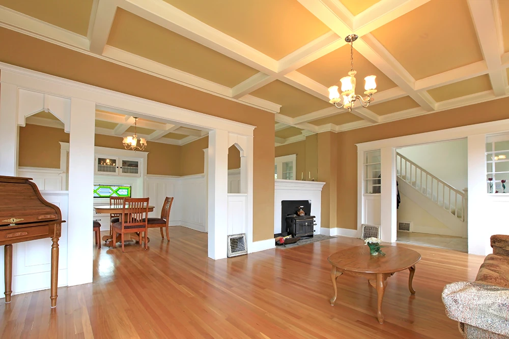 crown molding in beautiful room